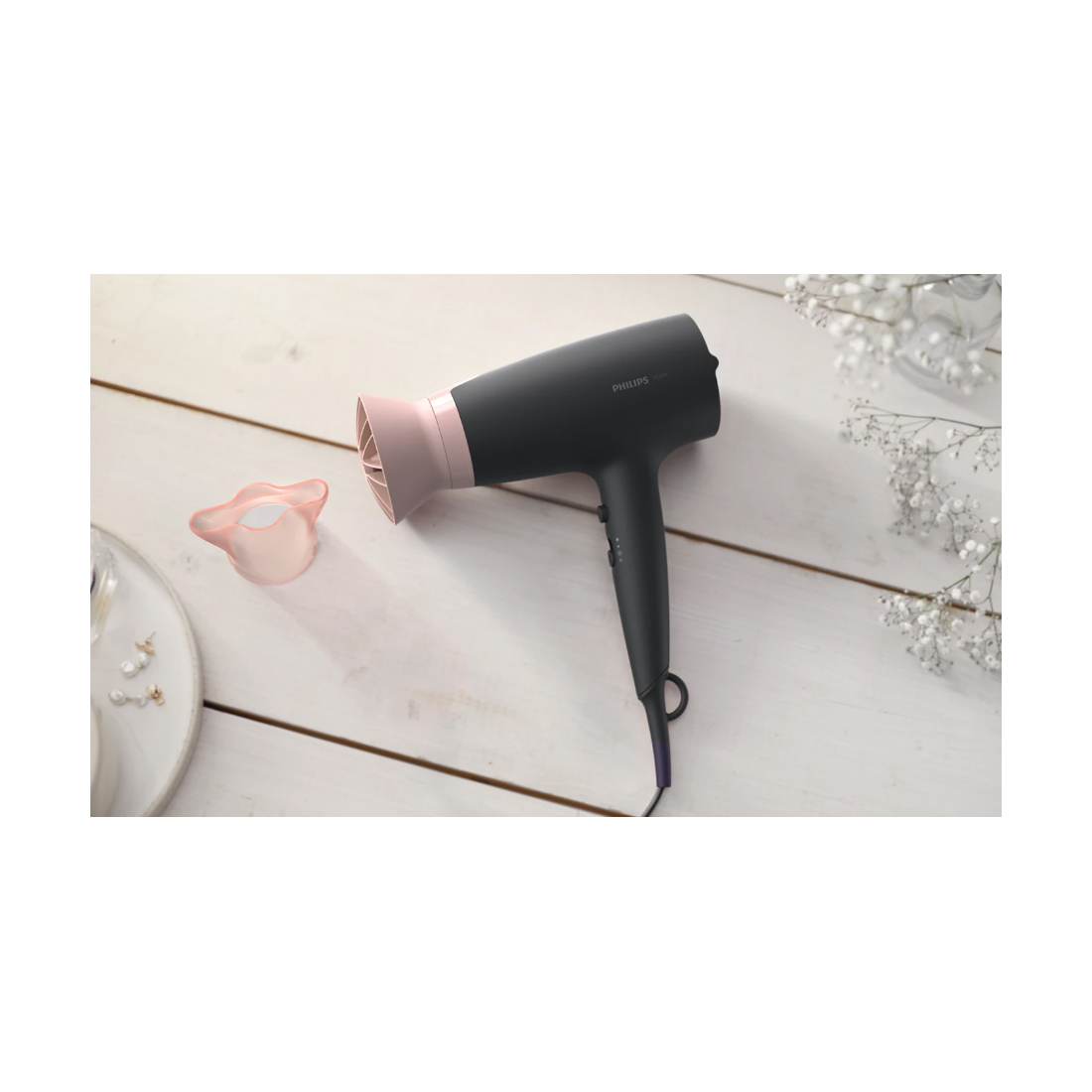 Фен Philips Серии 3000 BHD350/10
